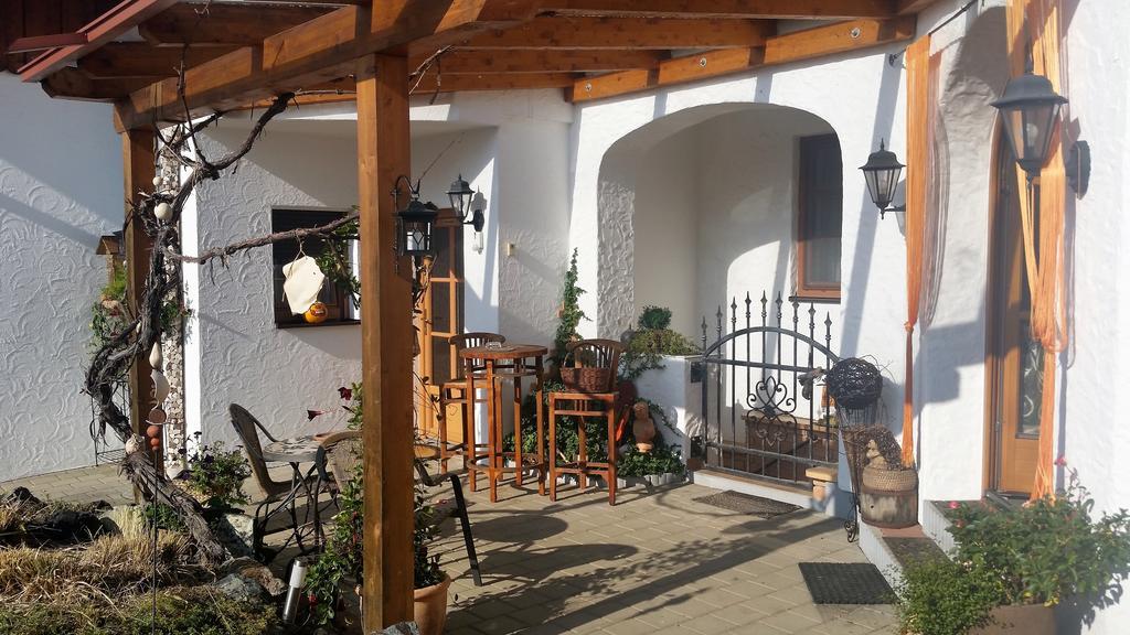 Hotel Garni Hügellandhof Neuhaus am Klausenbach Buitenkant foto