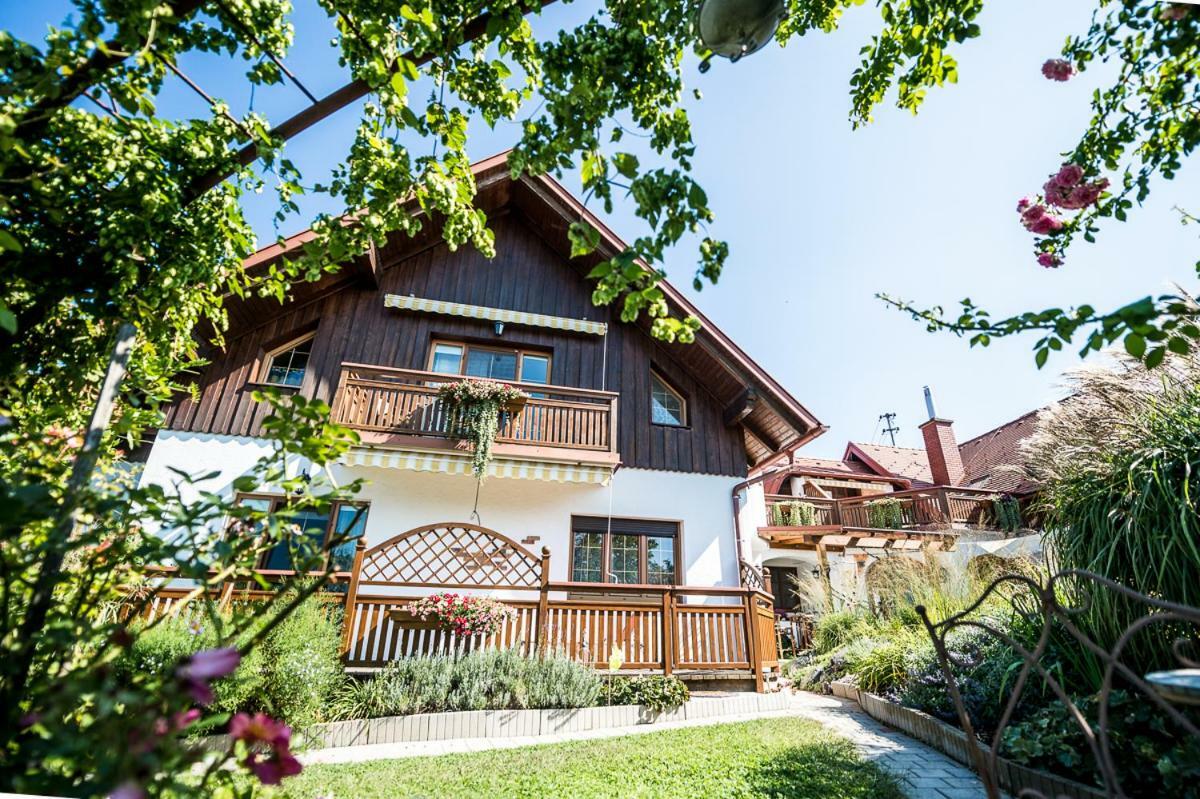Hotel Garni Hügellandhof Neuhaus am Klausenbach Buitenkant foto